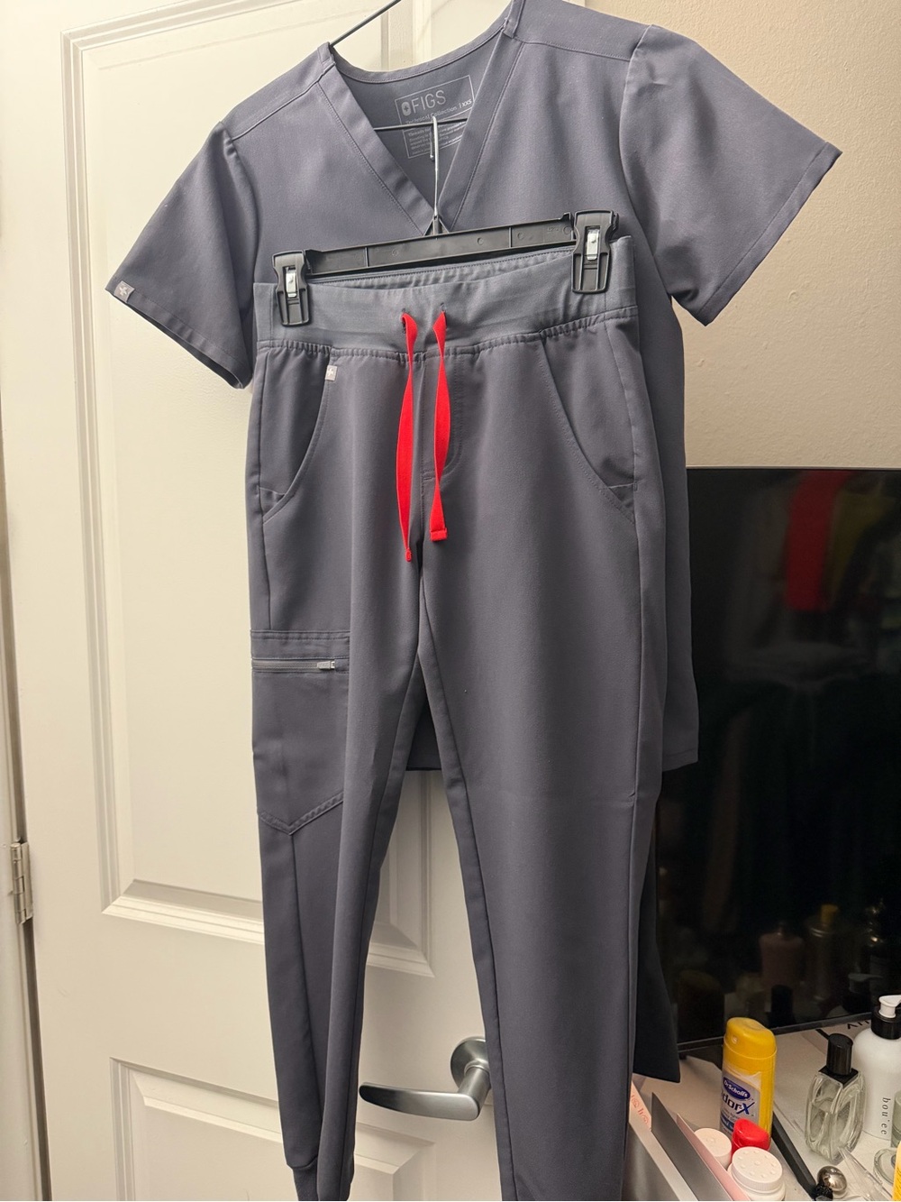 FIGS Charcoal Gray Scrub Set tops